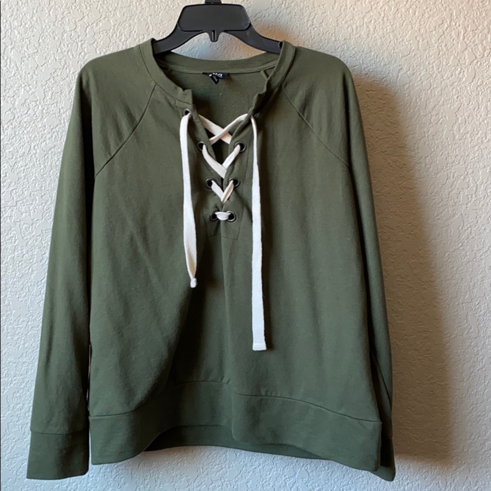 lace up army green sweatshirt